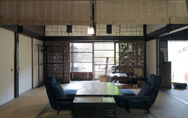 Room of the Abe family in the other township