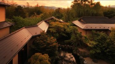 The luxurious inn “Kawasami” is located in the middle of a 3,000 tsubo natural forest garden in Fukushima Prefecture.