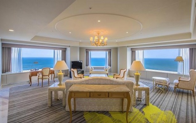 Rooms at Sheraton Grande Ocean Resort