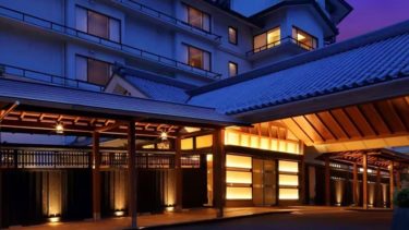 Utsukushigahara Onsen Shoho, an inn where all rooms overlook the magnificent Northern Alps and the castle town of Matsumoto.