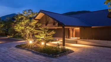 The “Yamanokami Onsen Bessatsu Seiryukan” ryokan that allows you to have the hot spring water of Yamanokami all to yourself and realize a luxurious trip for adults.