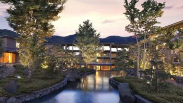 Enjoy the ultimate in luxury at "Hakone Jade," a resort with a prestigious and serene atmosphere.
